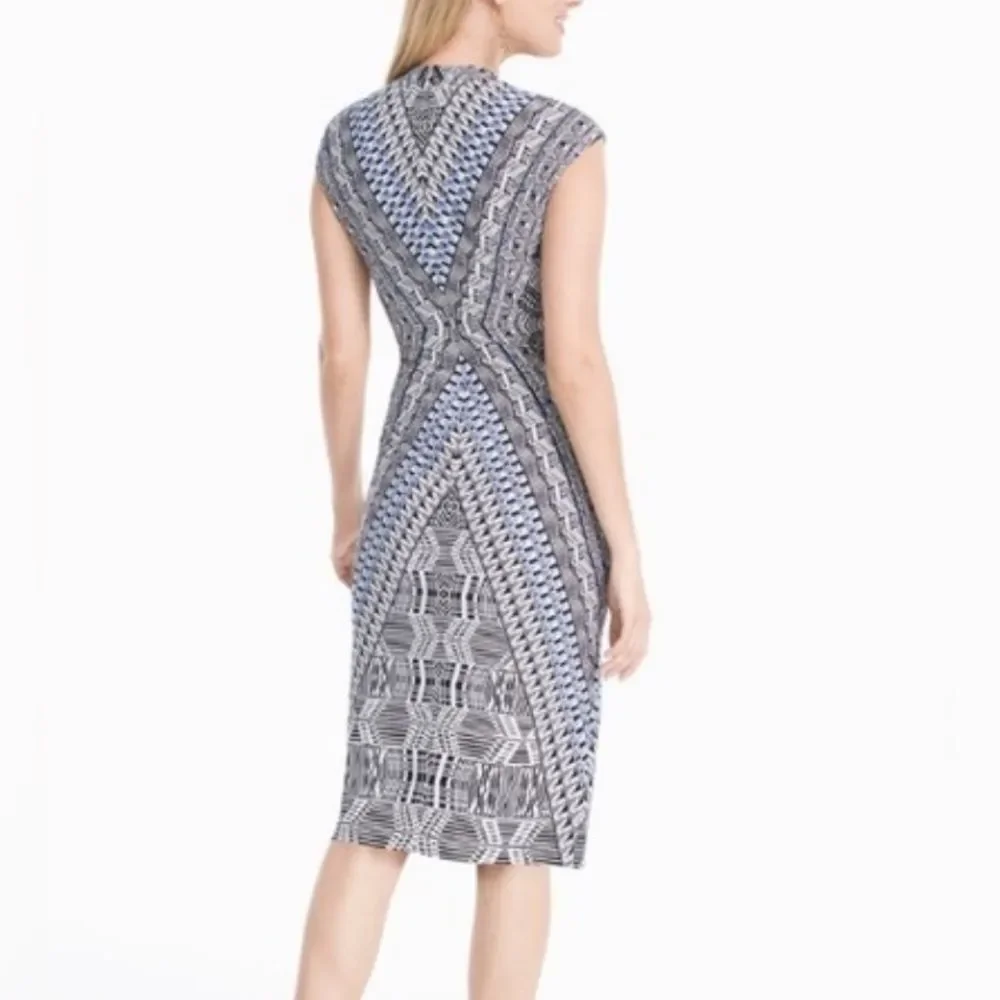 White House Black Market black white & blue geometric print sheath dress size 4
